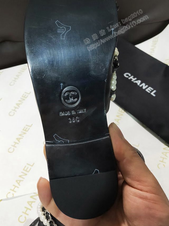 Chanel女鞋 香奈兒春夏新款 鏈條珍珠雙C涼拖鞋  naq1027